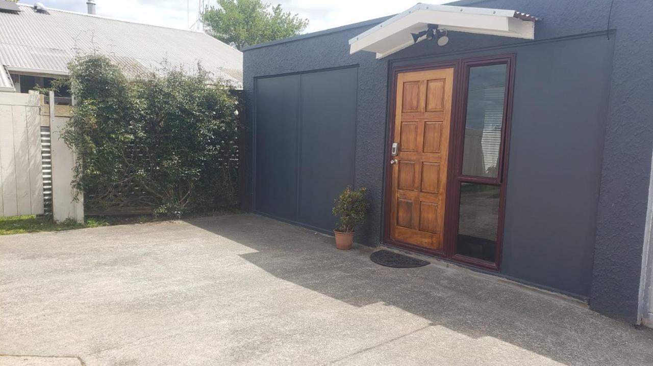 Terracotta Cottage Te Awamutu Exterior photo